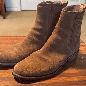 Women’s suede Timberland Chelsea boots.